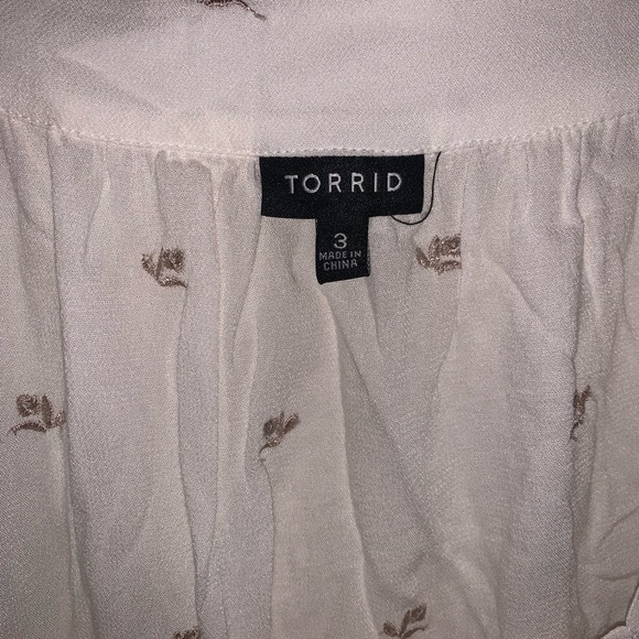 3X Torrid Square Neck White Crinkle Blouse - Picture 2 of 2